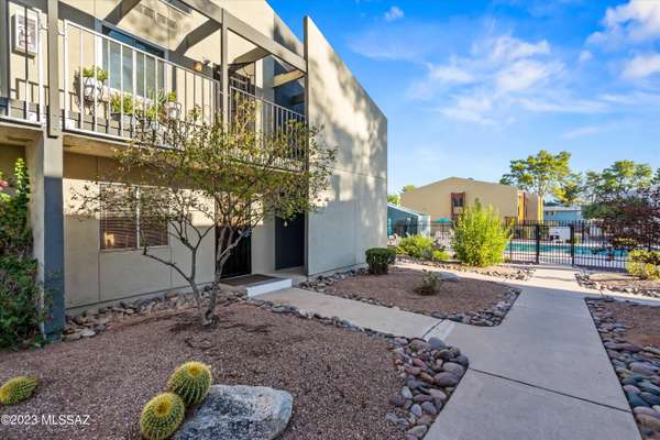 842 S Langley Avenue #102, Tucson, AZ 85710