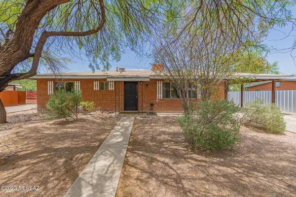 1412 E Blacklidge Drive, Tucson, AZ 85719