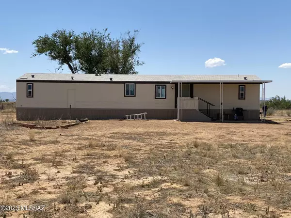 6259 E Chiricahua Drive, Pearce, AZ 85625