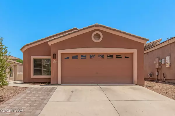 306 E Calle Puente Azul, Sahuarita, AZ 85629