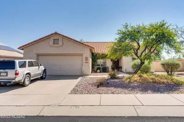 12323 N Echo Valley Drive, Oro Valley, AZ 85755