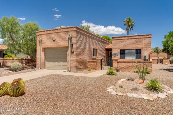 1622 W Agave Lane, Green Valley, AZ 85622