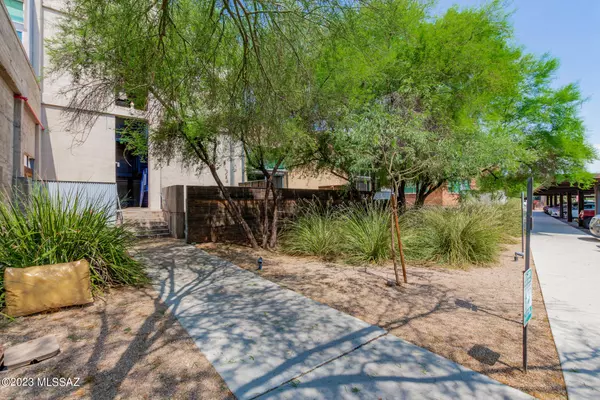 1001 E 17Th Street #211, Tucson, AZ 85719