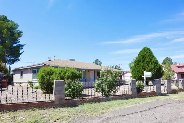 2305 E 15th Street, Douglas, AZ 85607