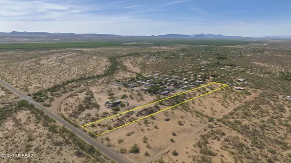 3205 E Dawson Road, Sahuarita, AZ 85629