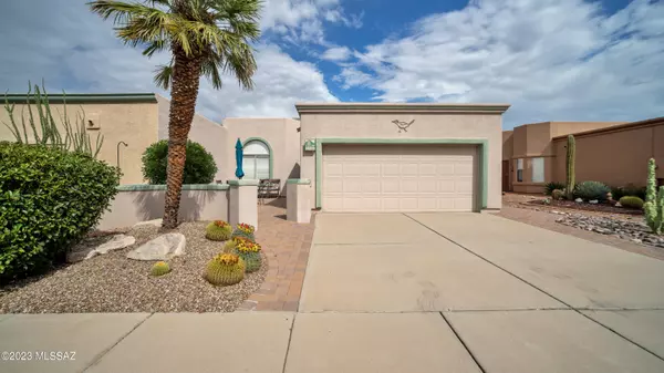 2215 S Cliff Drive, Green Valley, AZ 85614