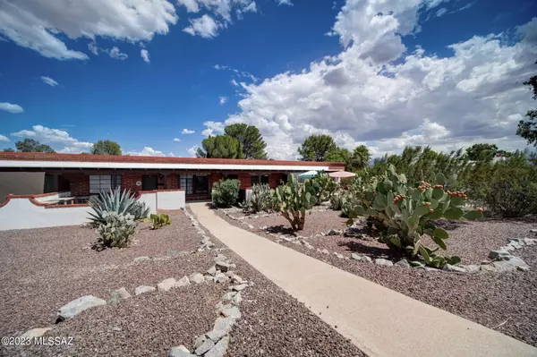 385 S La Canada Drive #C, Green Valley, AZ 85614