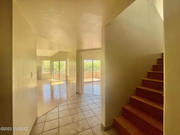 Tucson, AZ 85718,5675 N Camino Esplendora  #3215