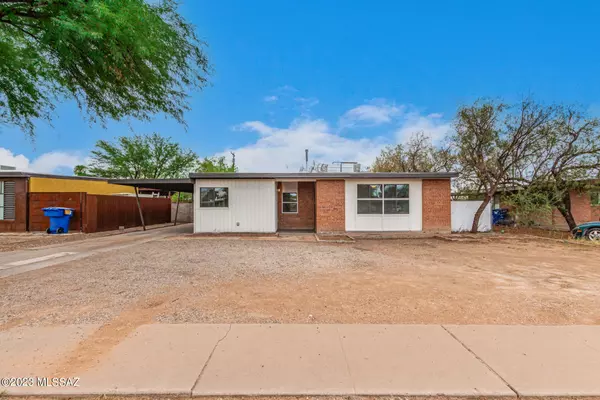 2838 E 18Th Street, Tucson, AZ 85716