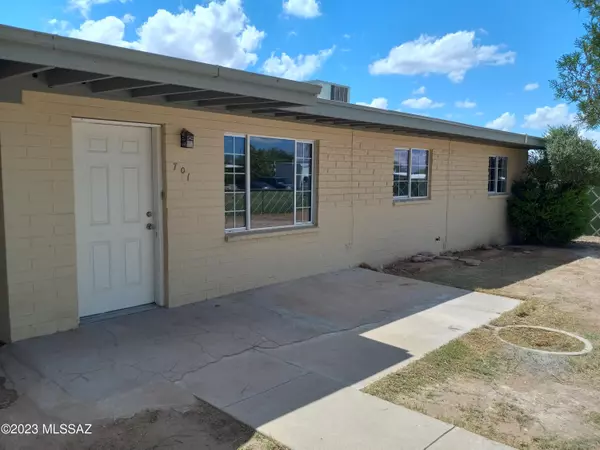 701 W Calle Margarita, Tucson, AZ 85706