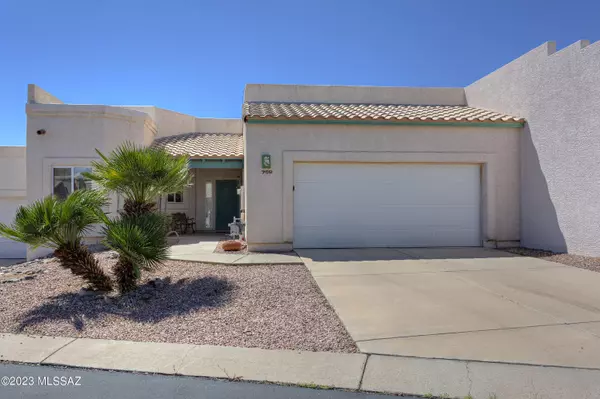 Green Valley, AZ 85614,709 W Camino Del Bondadoso