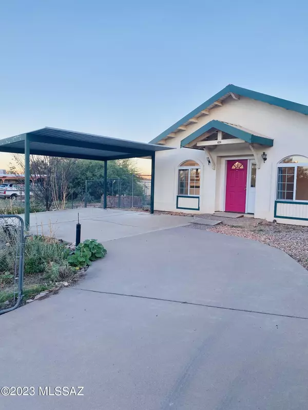 Benson, AZ 85602,624 E Santa Fe Circle