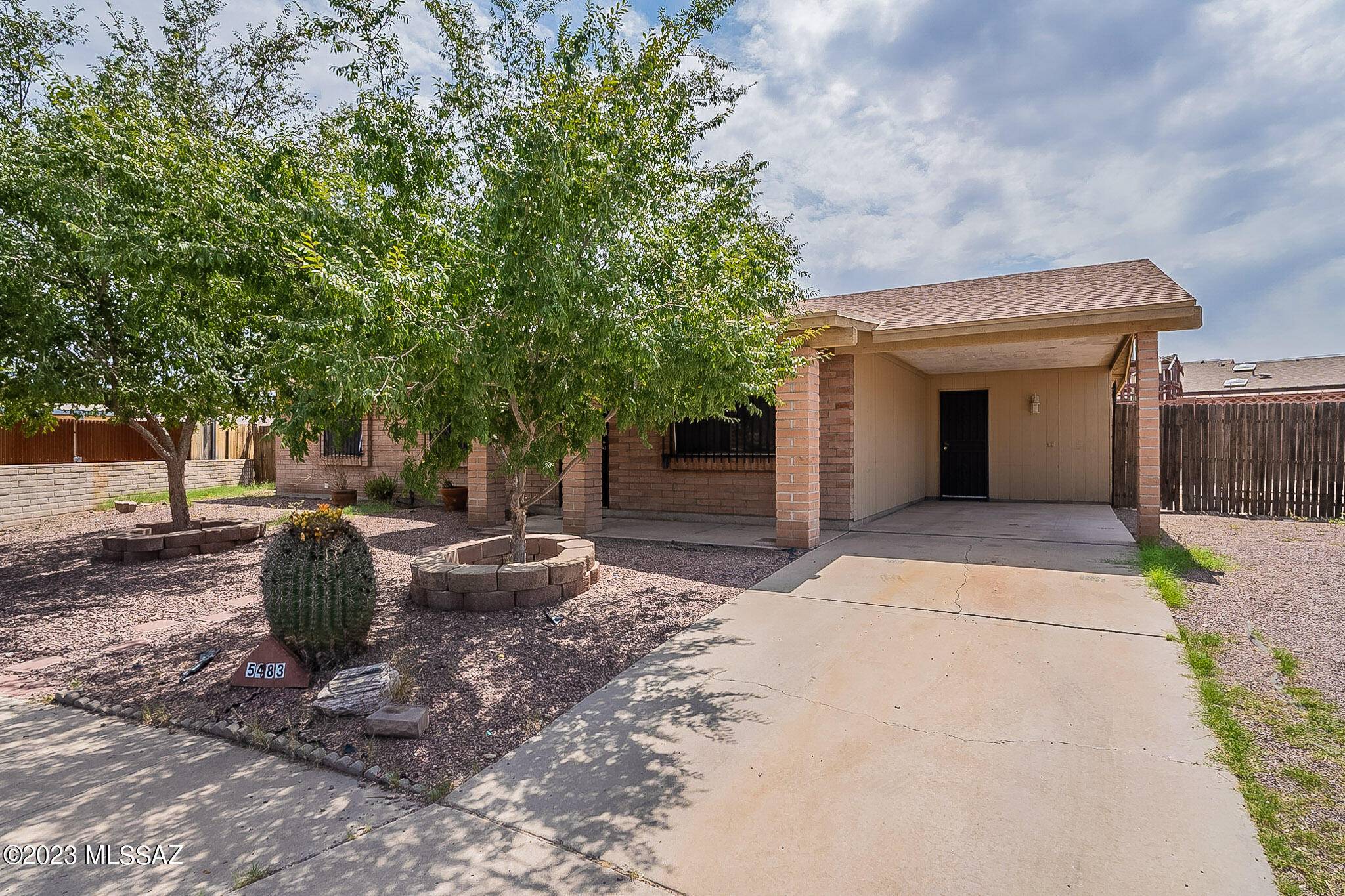 Tucson, AZ 85746,5483 S Oak Ridge Drive