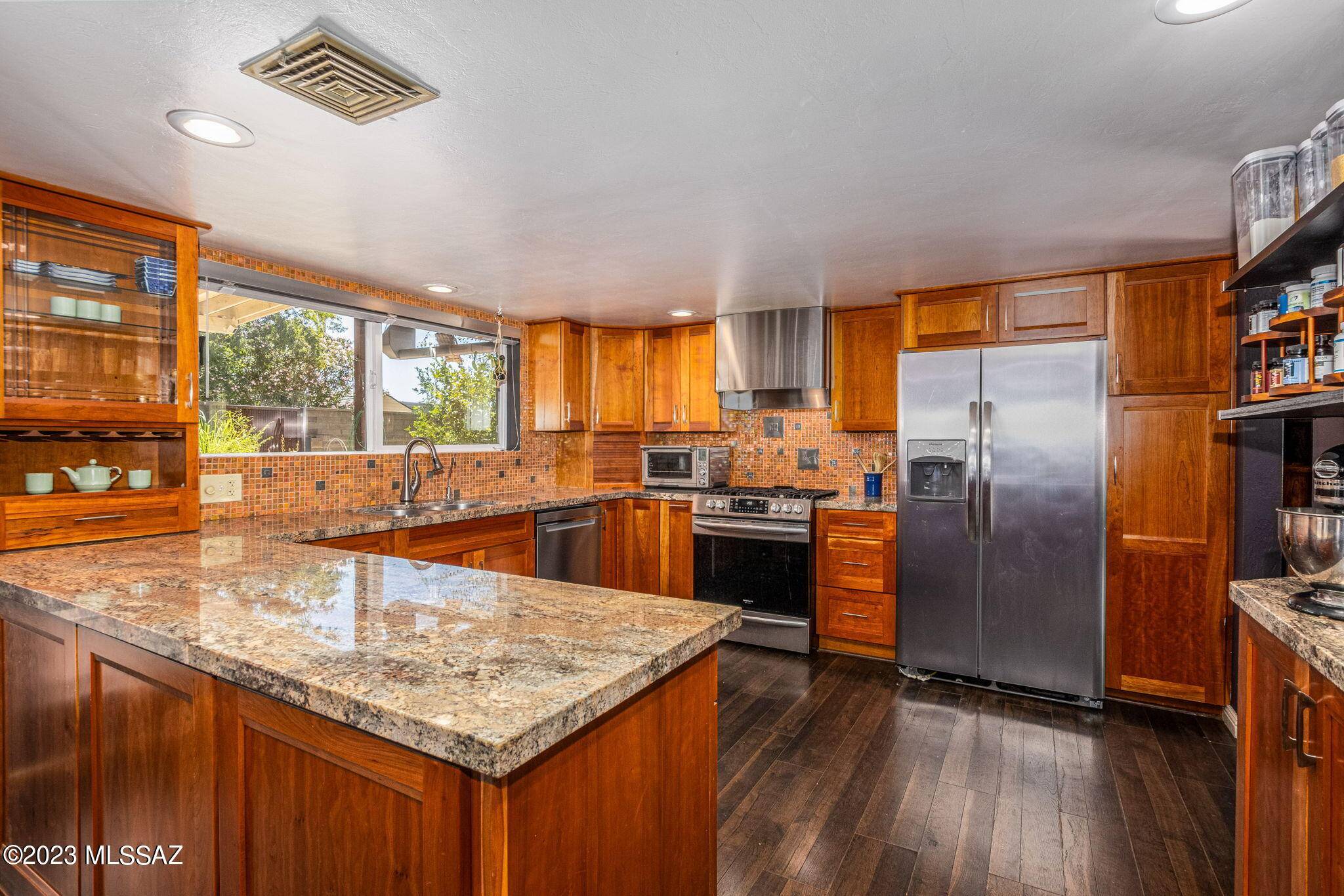 Tucson, AZ 85715,9034 E Lee Street