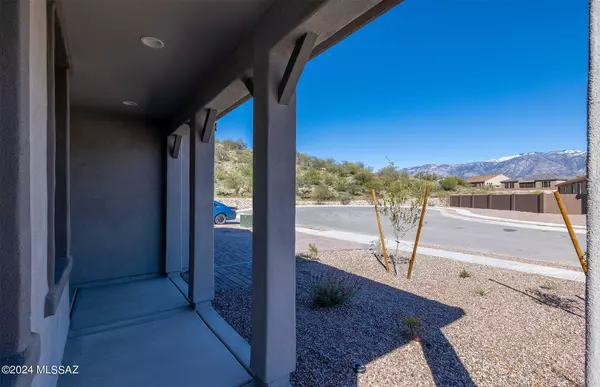 Oro Valley, AZ 85755,13325 N Adamite Place