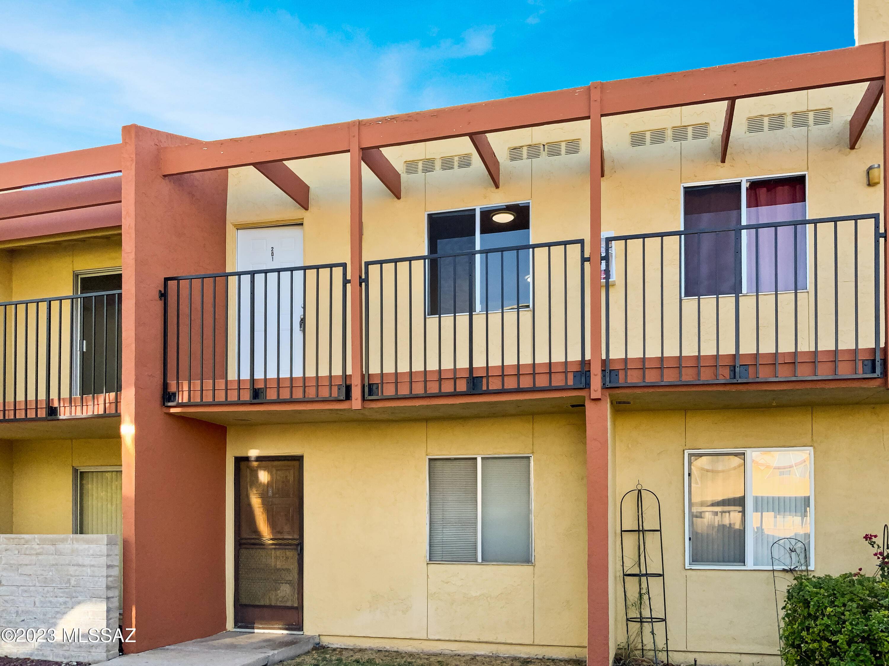 834 S Langley Avenue #201, Tucson, AZ 85710