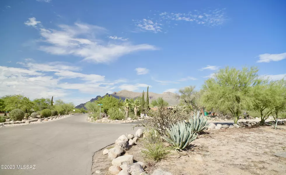 502 E Deone Circle, Tucson, AZ 85704