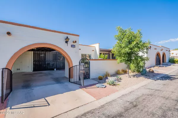 1407 W Placita Apache, Green Valley, AZ 85622