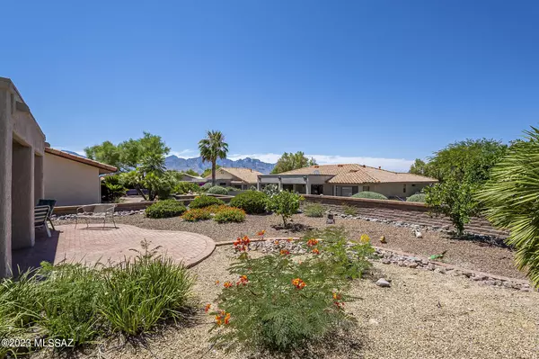 Oro Valley, AZ 85755,986 E Desert Glen Drive