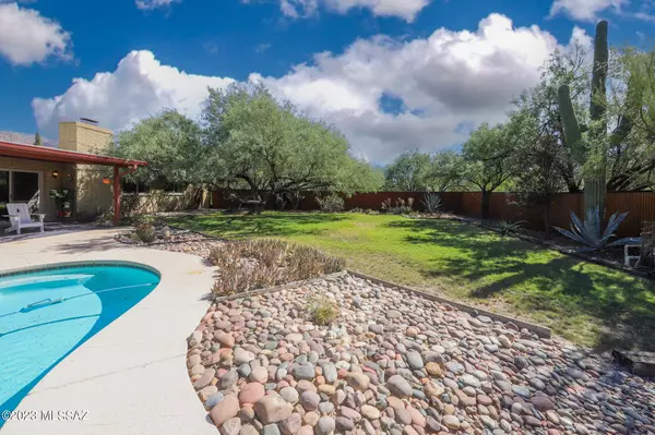 11242 E Prospect Lane, Tucson, AZ 85749