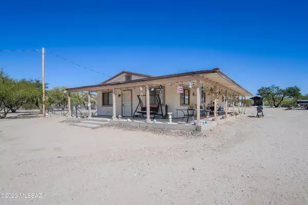 1501 N Redwing Place, Benson, AZ 85602