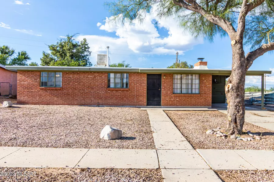 635 E Post Road, Benson, AZ 85602