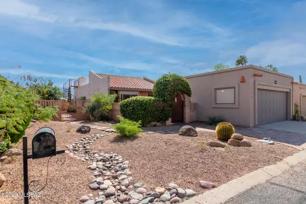 2921 S Placita Nublada, Green Valley, AZ 85622