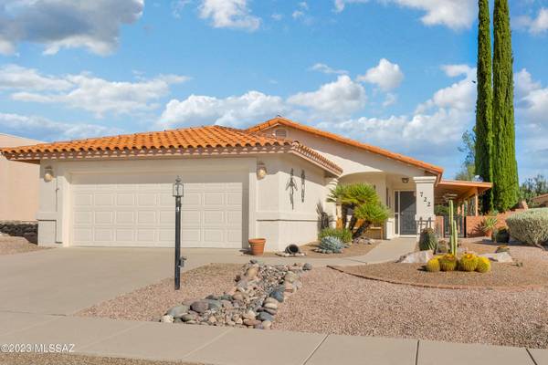 722 W Rio Moctezuma, Green Valley, AZ 85614