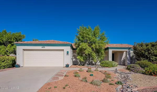 940 W Union Bell Drive, Green Valley, AZ 85614