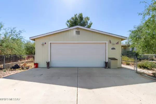 13622 E Blue Cactus Lane, Vail, AZ 85641