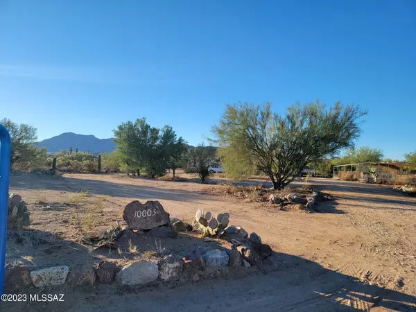 10003 W Horse Mesa Trail, Tucson, AZ 85743