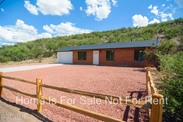 Rio Rico, AZ 85648,431 Camino Providencia