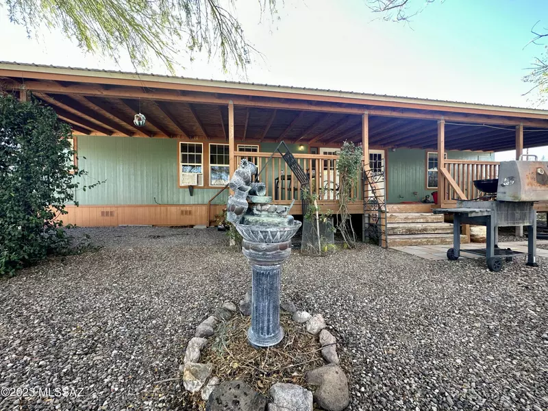 4437 S 20th Avenue, Safford, AZ 85546