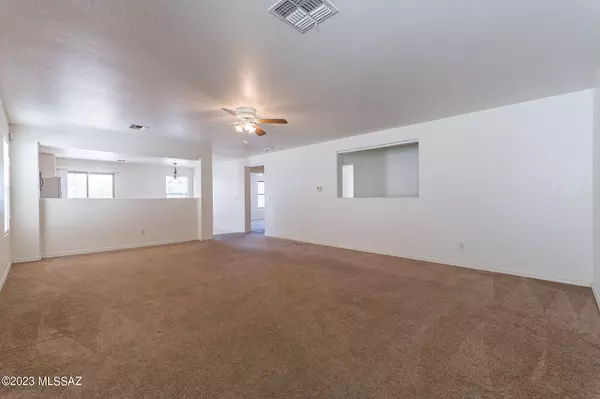 Sahuarita, AZ 85629,14491 S Camino Larga Vista