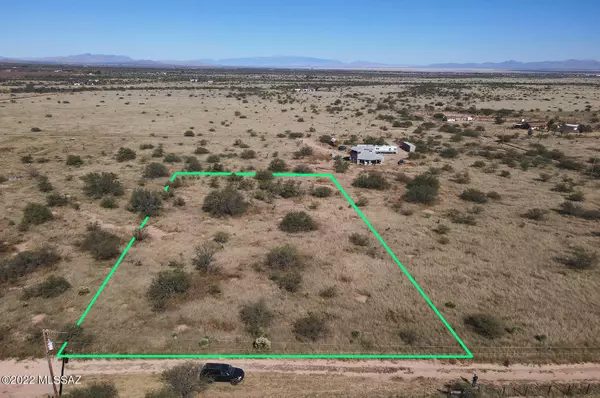 Pearce, AZ 85625,1 Acre W Quail Pass Drive #14