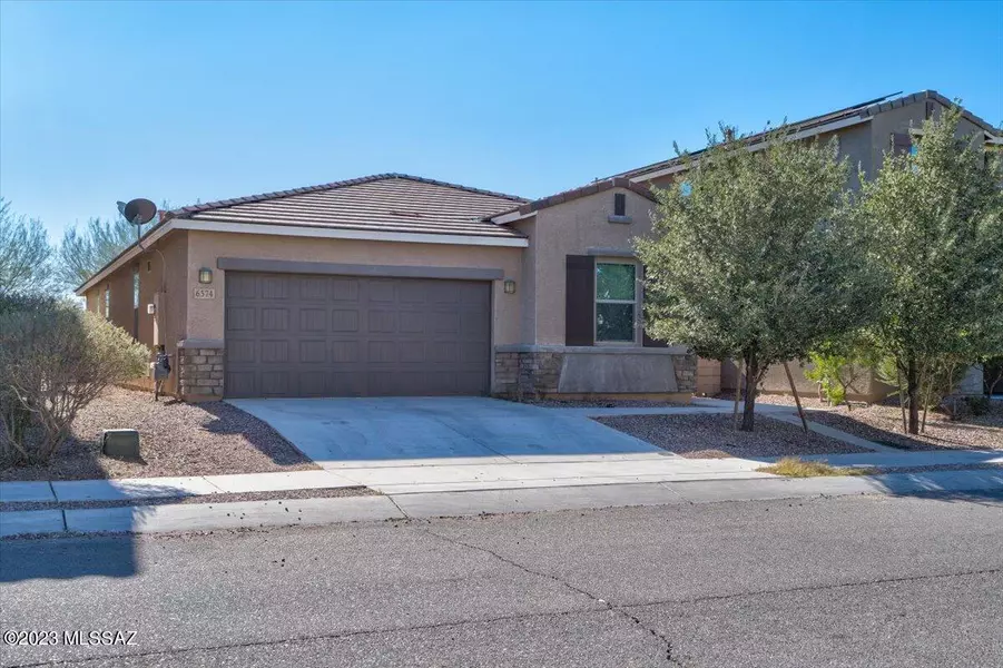 6574 E Via Jardin Verde, Tucson, AZ 85756