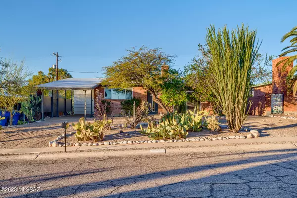 5011 E 13Th Street,  Tucson,  AZ 85711