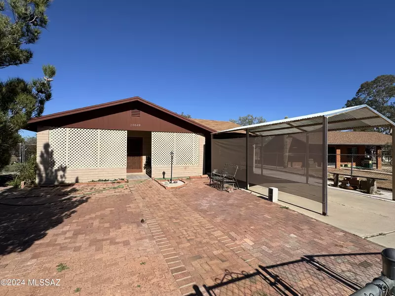 28649 S Cerro Pelon Place, Amado, AZ 85645