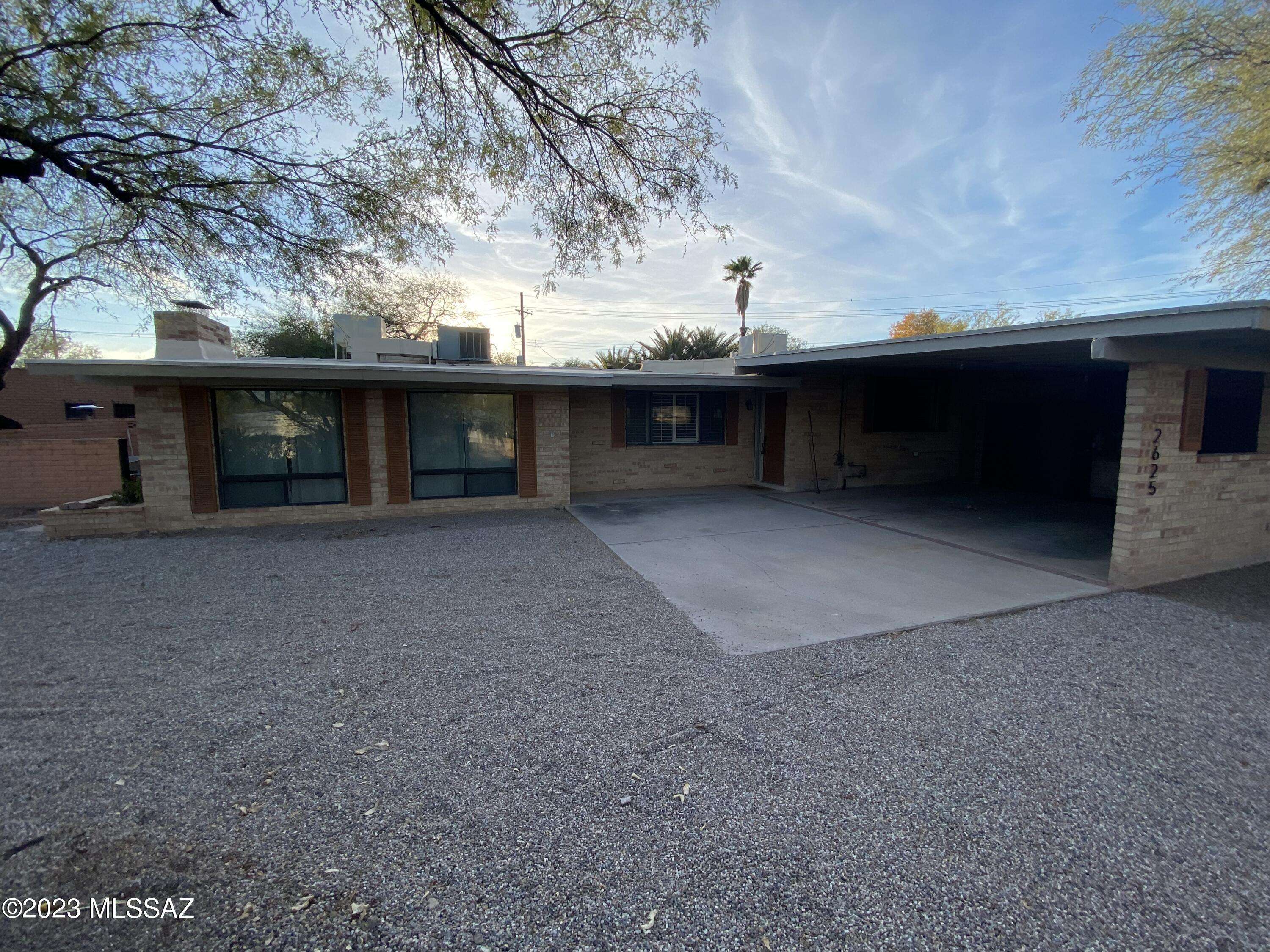 Tucson, AZ 85715,2625 N Avenida Empalme