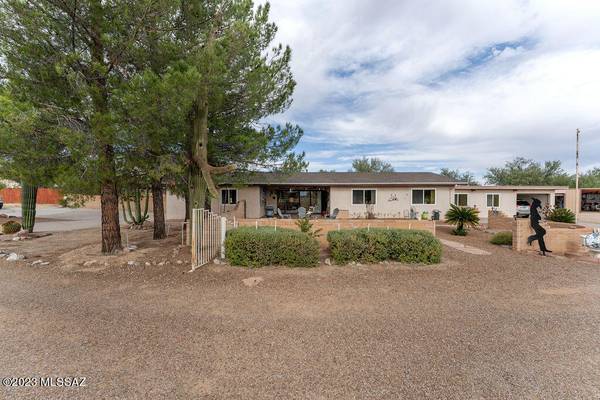 1210 W Eldora Place,  Sahuarita,  AZ 85629