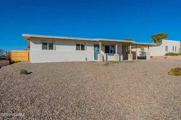 7425 N Bradley Place,  Tucson,  AZ 85741