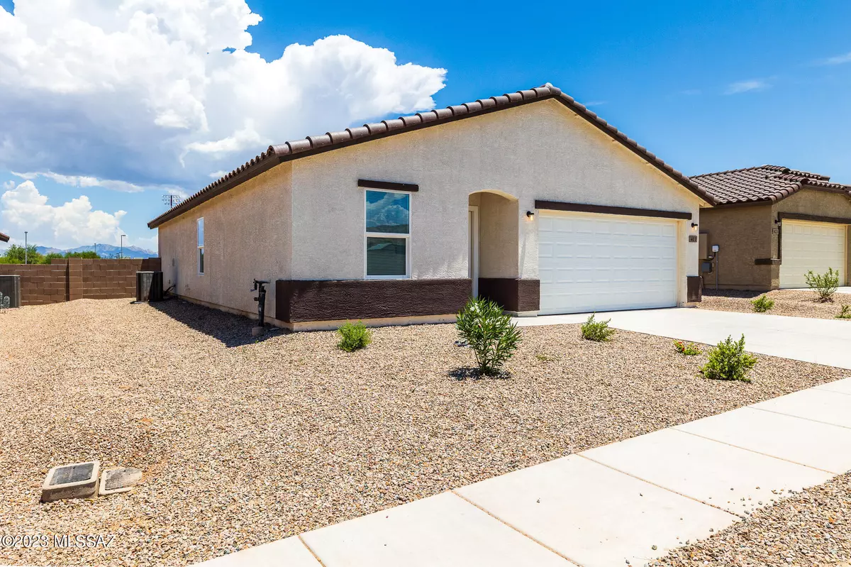 Benson, AZ 85602,411 S Juniper Street