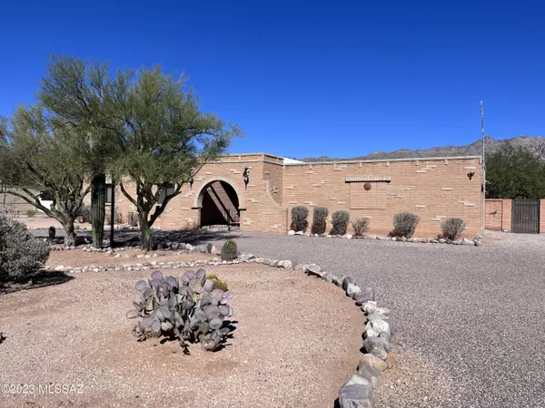 11265 E Limberlost Road, Tucson, AZ 85749