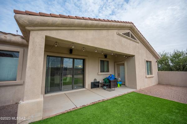 375 Paseo Ardilla, Rio Rico, AZ 85648