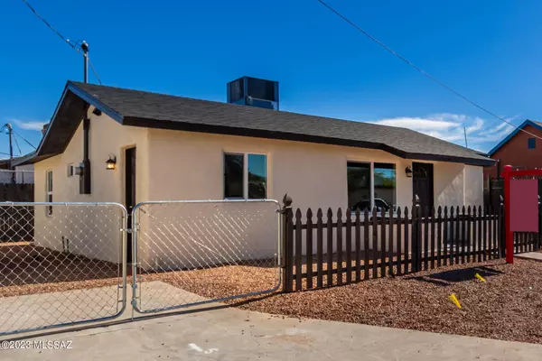 3917 S Liberty Avenue, Tucson, AZ 85714