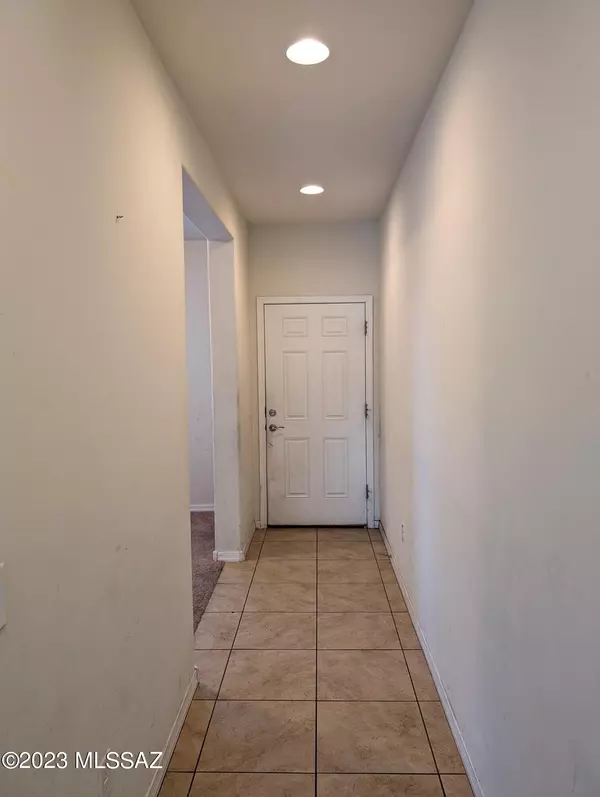 Tucson, AZ 85757,8285 W Kittiwake Lane