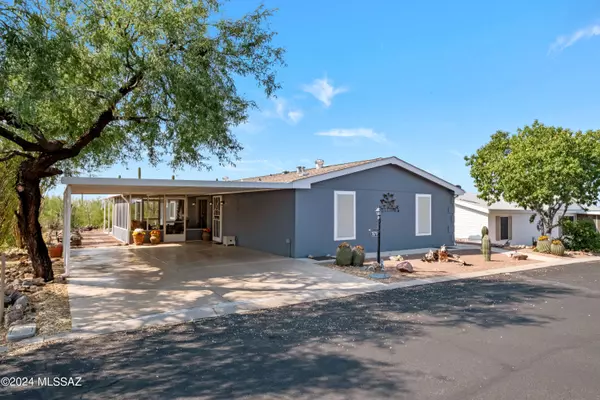 7679 W Silver Nugget Street, Tucson, AZ 85735