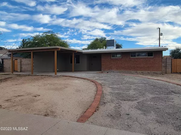 7402 E 18Th Street, Tucson, AZ 85710