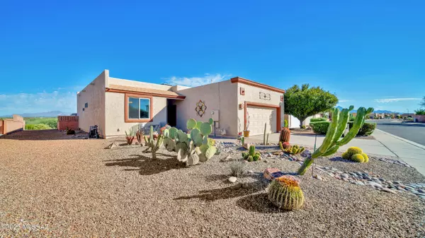 2295 S Cliff Drive, Green Valley, AZ 85614