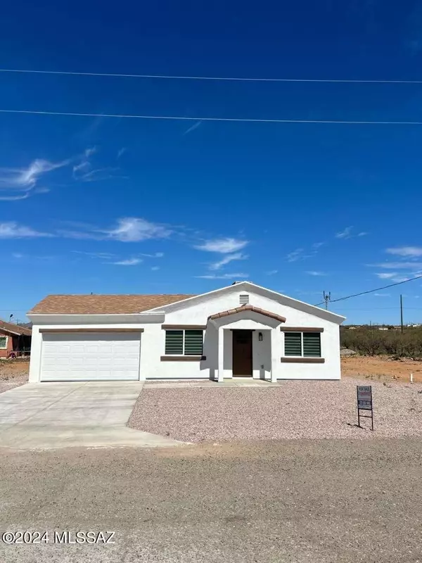 22 Camino India, Rio Rico, AZ 85648